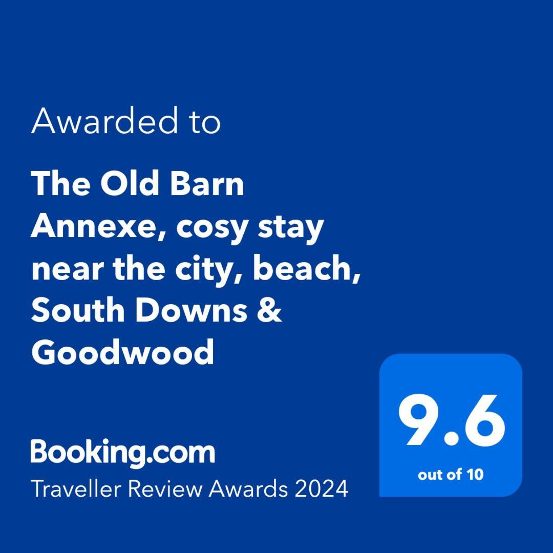 The Old Barn Annexe, Cosy Stay, Close Drive To City, Beach, South Downs & Goodwood Holiday home